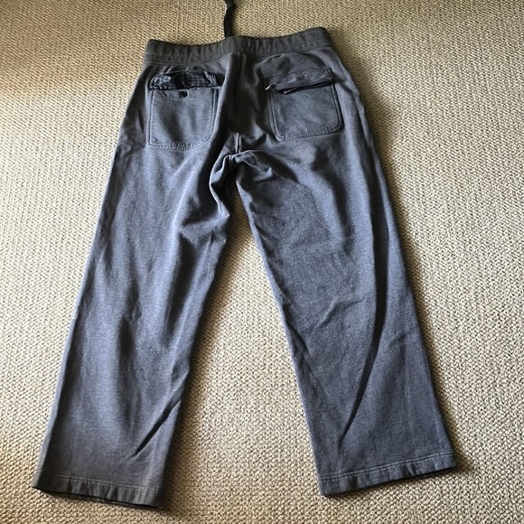 Grey lululemon sweatpants - Picture 3 of 6